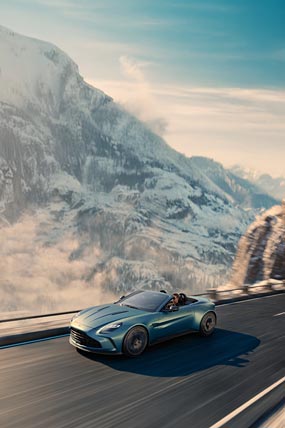 2026 Aston Martin Vantage Roadster phone wallpaper thumbnail.