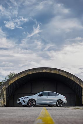 2025 BMW M235 Gran Coupe phone wallpaper thumbnail.