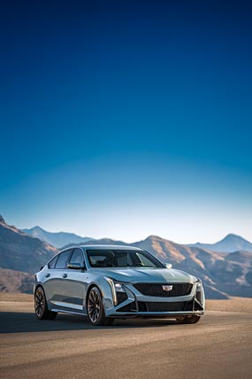 2025 Cadillac CT5-V Blackwing phone wallpaper thumbnail.