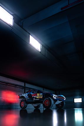 2025 Ford Raptor T1 Dakar Rally phone wallpaper thumbnail.