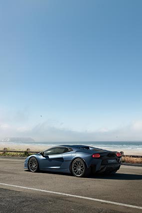 2025 Lamborghini Temerario phone wallpaper thumbnail.