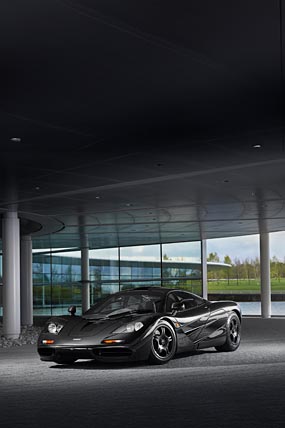 1993 McLaren F1 phone wallpaper thumbnail.