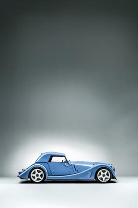 2022 Morgan Plus 8 GTR phone wallpaper thumbnail.