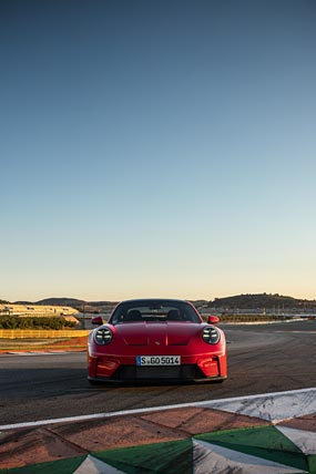 2025 Porsche 911 GT3 phone wallpaper thumbnail.