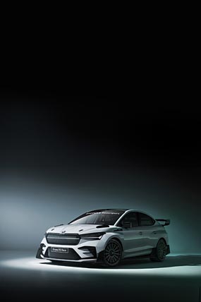 2024 Skoda Enyaq RS Race Concept phone wallpaper thumbnail.