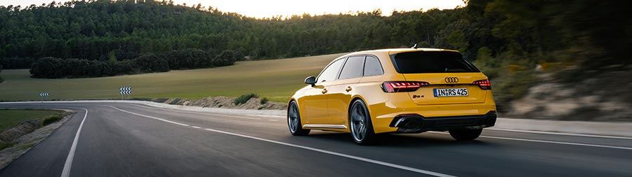 2024 Audi RS4 Avant 25 Years Edition super ultrawide wallpaper thumbnail.