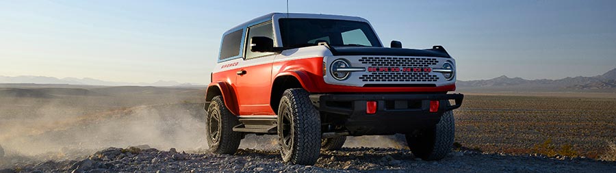 2025 Ford Bronco Stroppe Special Edition super ultrawide wallpaper thumbnail.