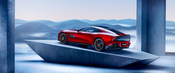 2025 Aston Martin Vanquish super ultrawide wallpaper thumbnail.