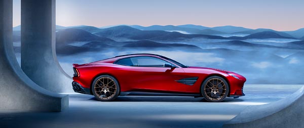 2025 Aston Martin Vanquish super ultrawide wallpaper thumbnail.