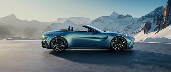 2026 Aston Martin Vantage Roadster super ultrawide wallpaper thumbnail.