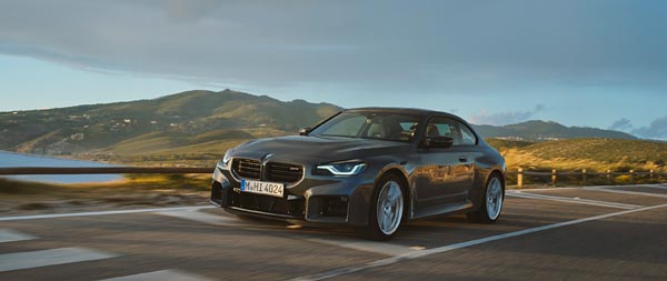 2025 BMW M2 super ultrawide wallpaper thumbnail.