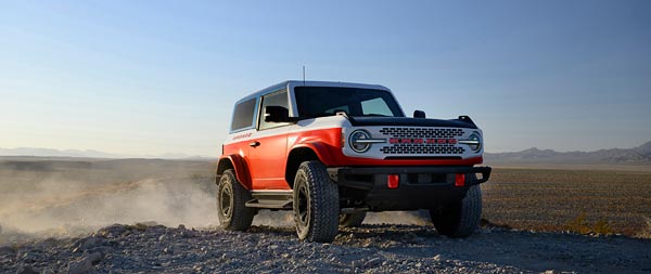 2025 Ford Bronco Stroppe Special Edition super ultrawide wallpaper thumbnail.