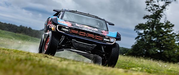 2025 Ford Raptor T1 Dakar Rally super ultrawide wallpaper thumbnail.