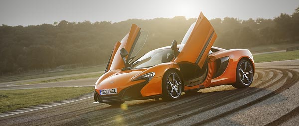 2015 McLaren 650S super ultrawide wallpaper thumbnail.