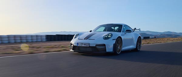 2025 Porsche 911 GT3 super ultrawide wallpaper thumbnail.