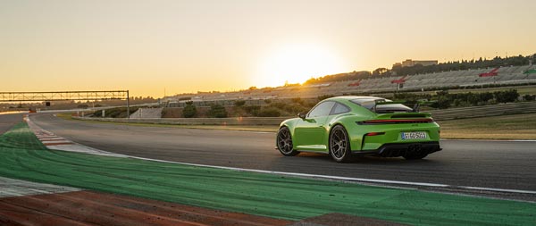 2025 Porsche 911 GT3 super ultrawide wallpaper thumbnail.