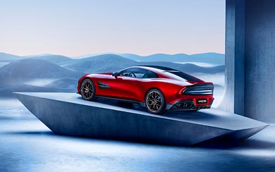 2025 Aston Martin Vanquish wallpaper thumbnail.