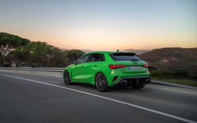 2025 Audi RS3 Sportback wallpaper thumbnail.