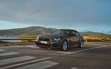 2025 BMW M2 wallpaper thumbnail.