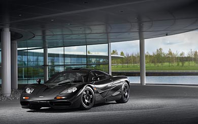 1993 McLaren F1 wallpaper thumbnail.