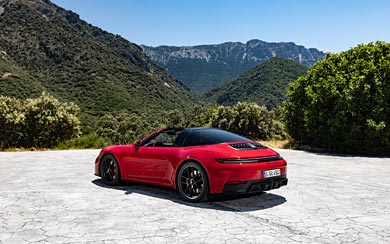 2025 Porsche 911 Targa 4 GTS wallpaper thumbnail.