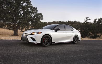 2020 Toyota Camry TRD wallpaper thumbnail.