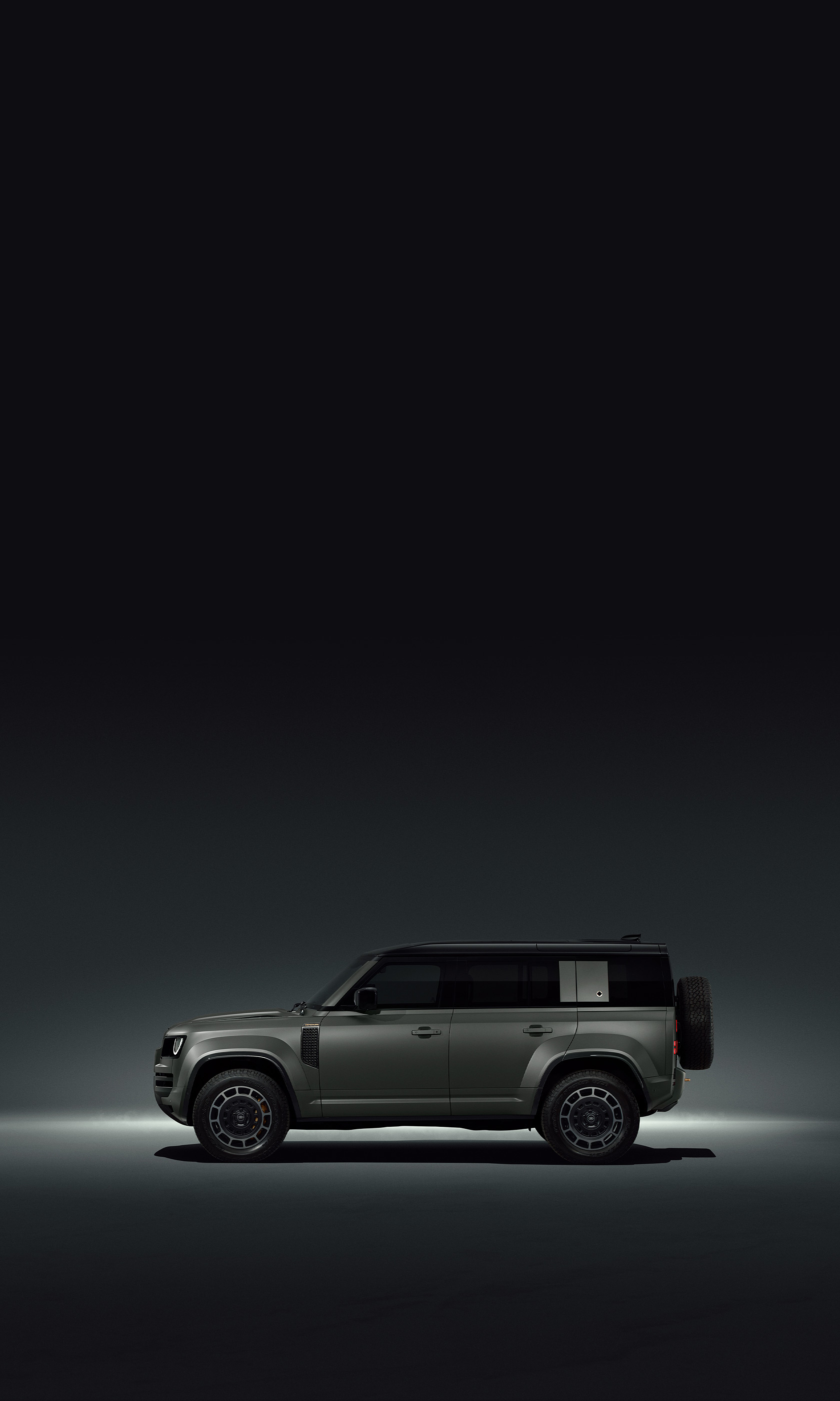  2025 Land Rover Defender Octa Wallpaper.