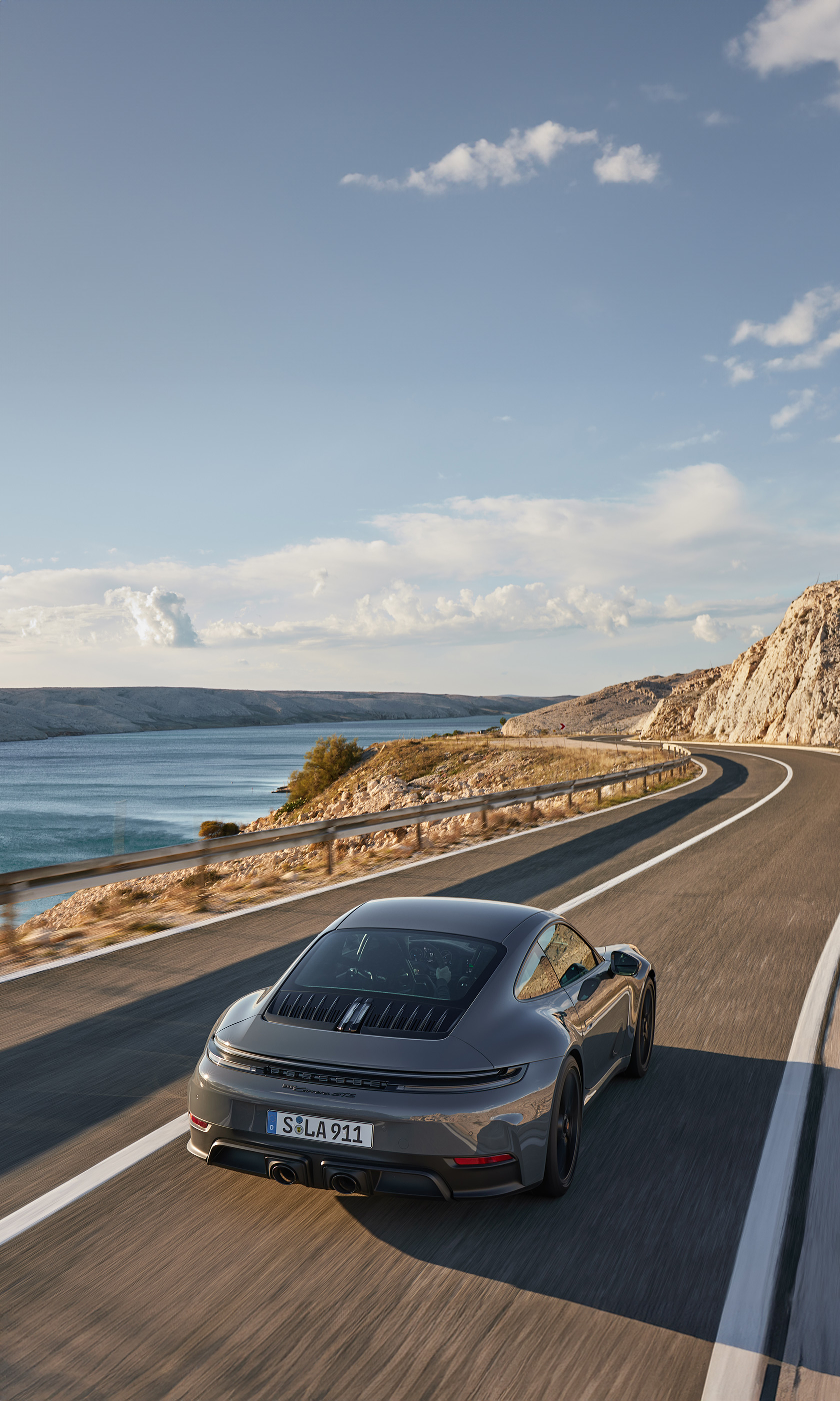  2025 Porsche 911 Carrera GTS Wallpaper.