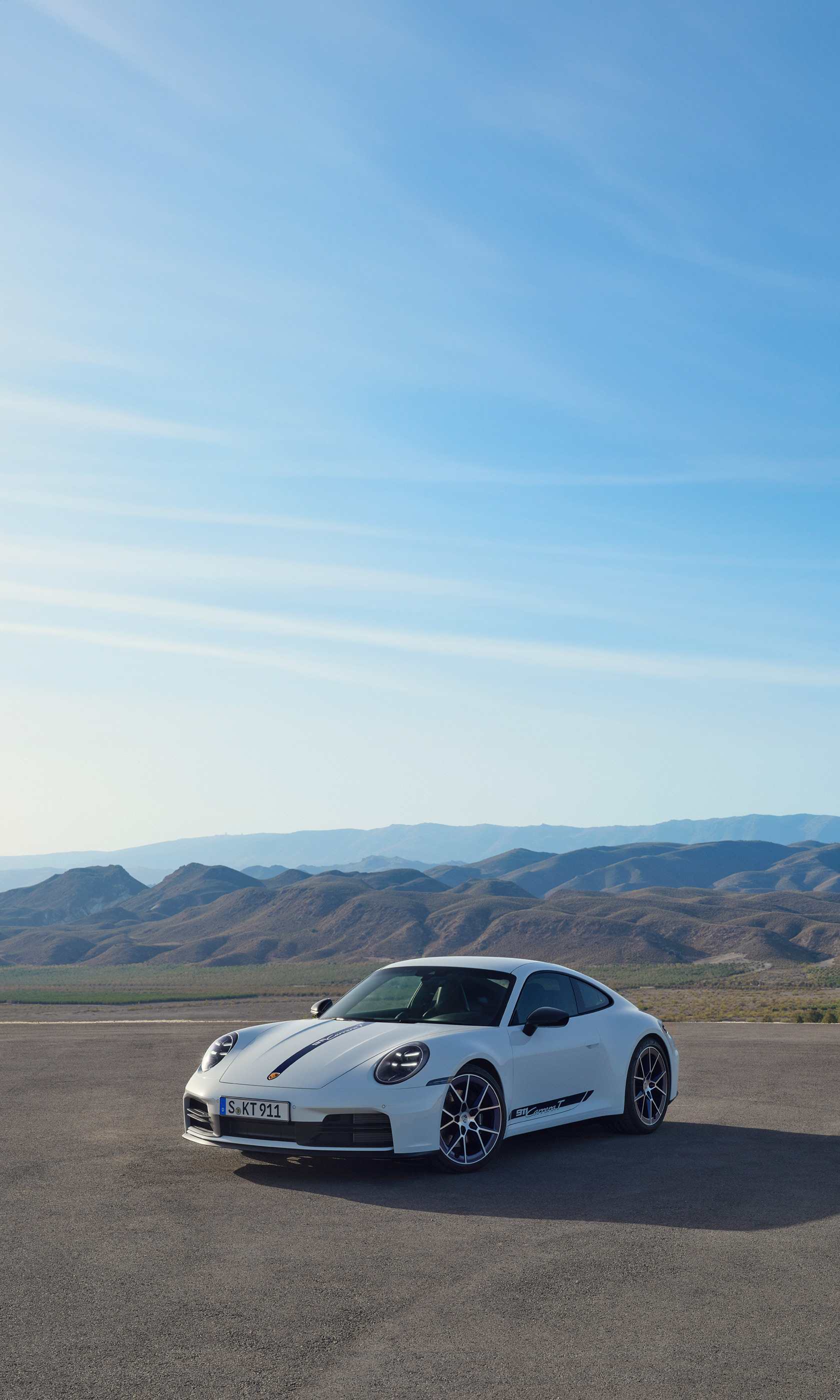  2025 Porsche 911 Carrera T Wallpaper.