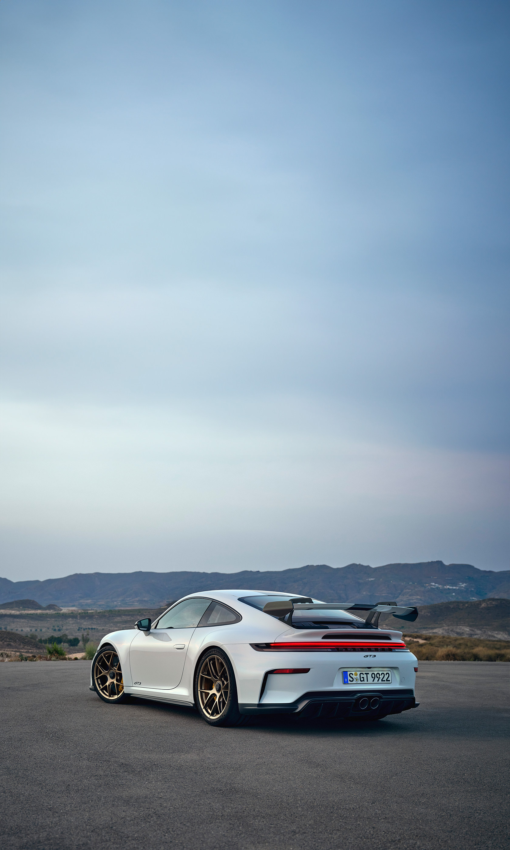  2025 Porsche 911 GT3 Wallpaper.