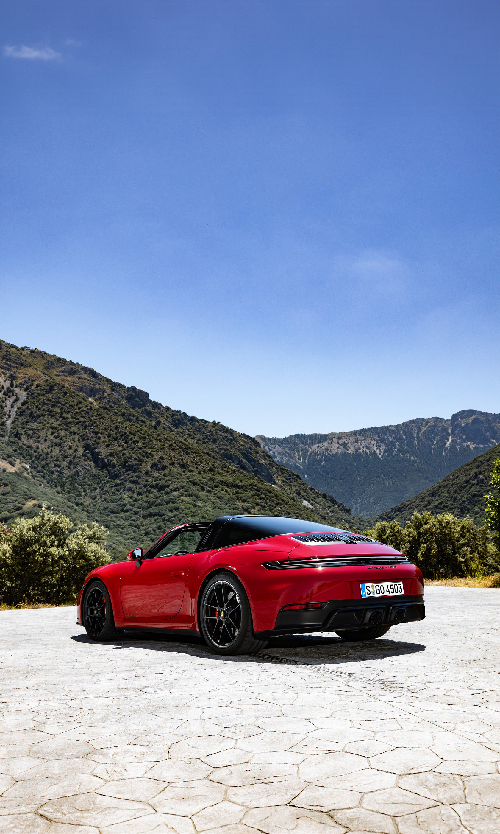  2025 Porsche 911 Targa 4 GTS Wallpaper.