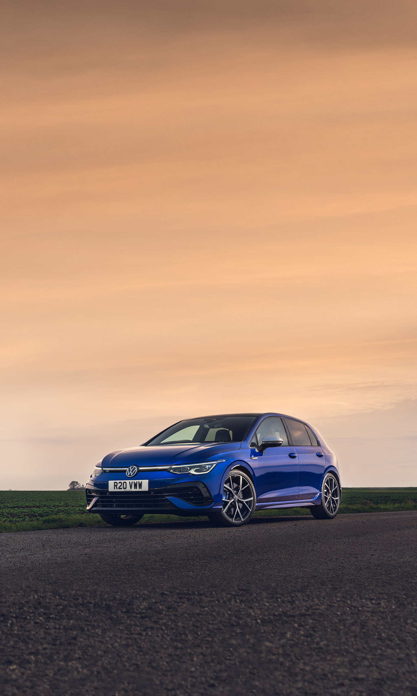  2022 Volkswagen Golf R Wallpaper.