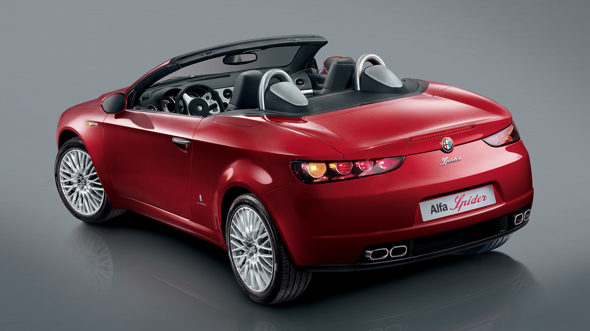  2006 Alfa Romeo Spider Wallpaper.