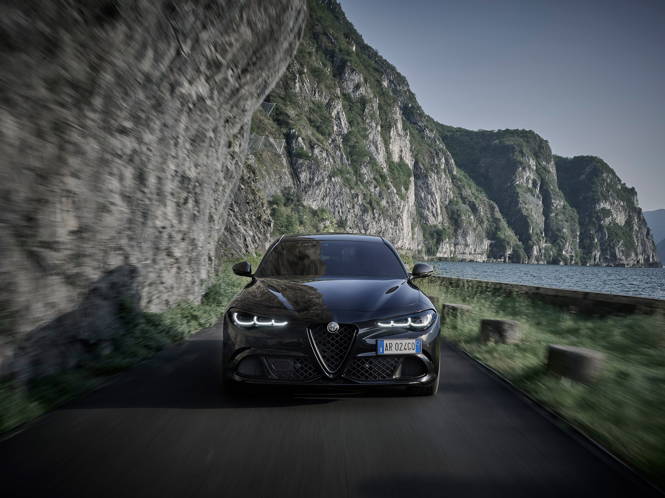  2024 Alfa Romeo Giulia Quadrifoglio Super Sport Wallpaper.