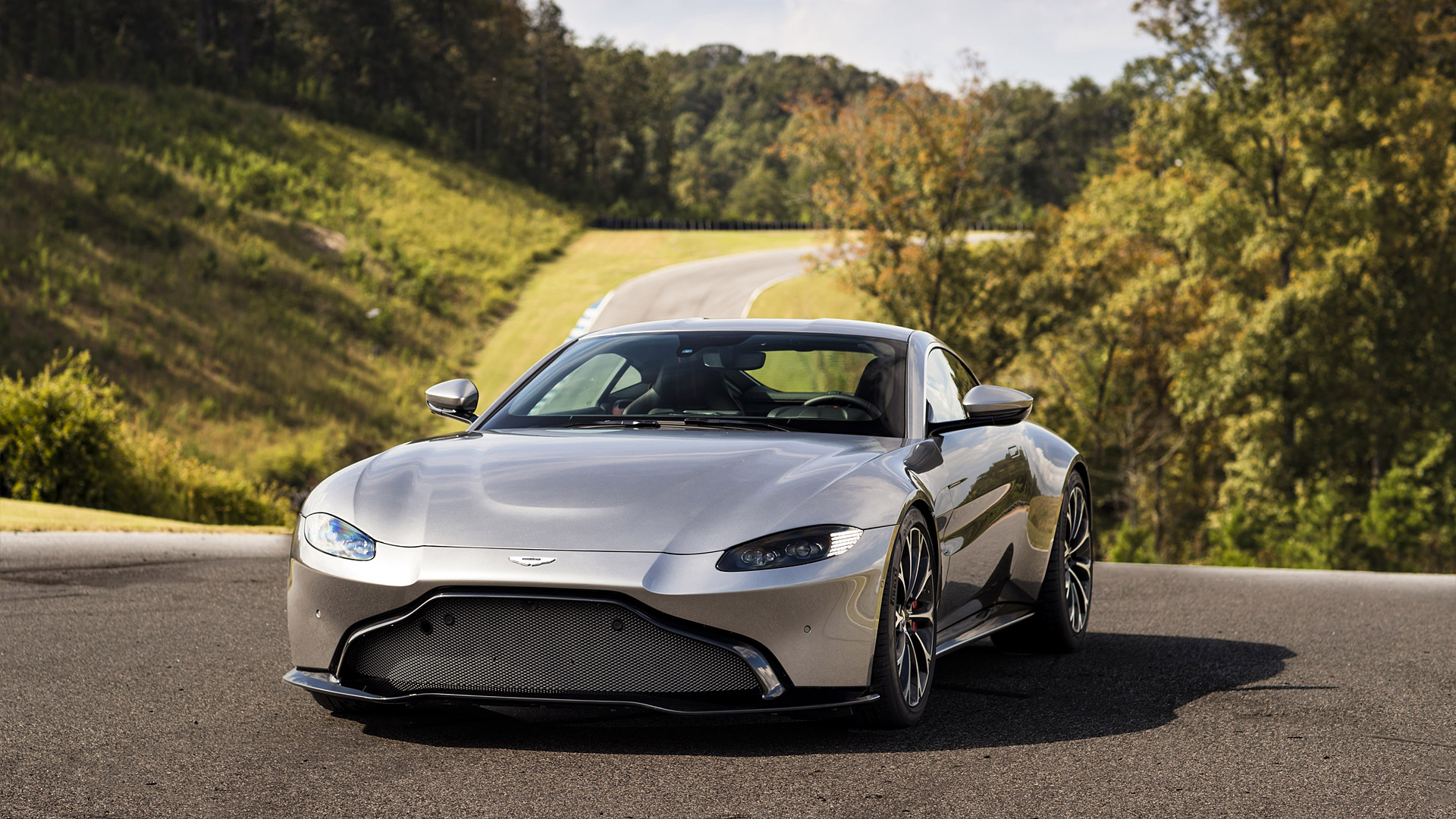  2019 Aston Martin Vantage Wallpaper.