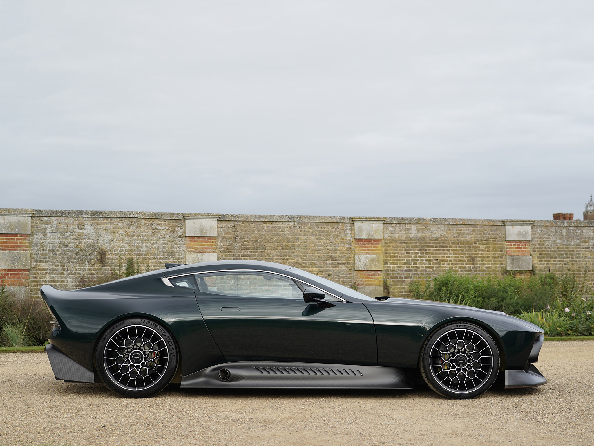  2020 Aston Martin Victor Wallpaper.