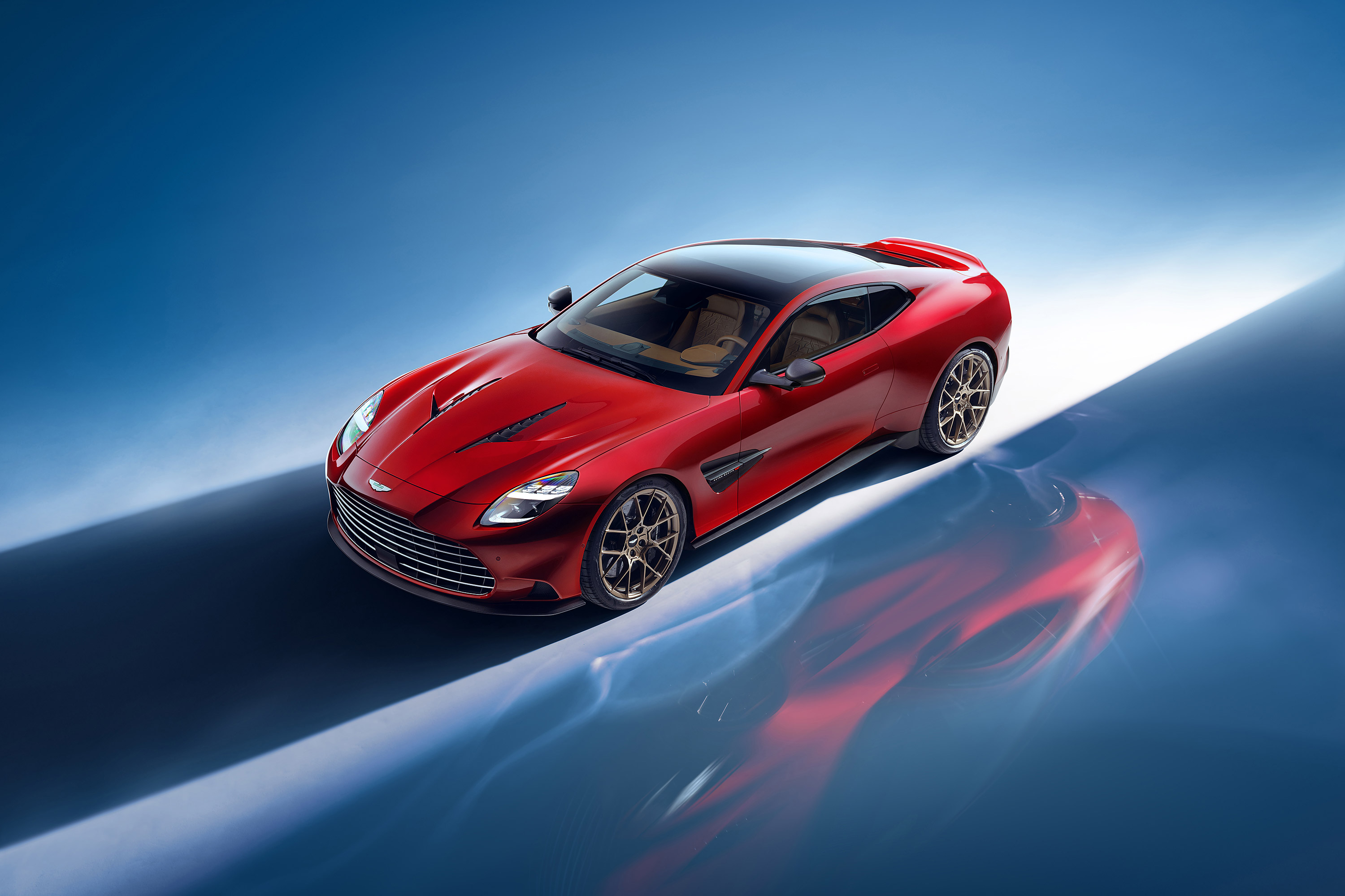  2025 Aston Martin Vanquish Wallpaper.