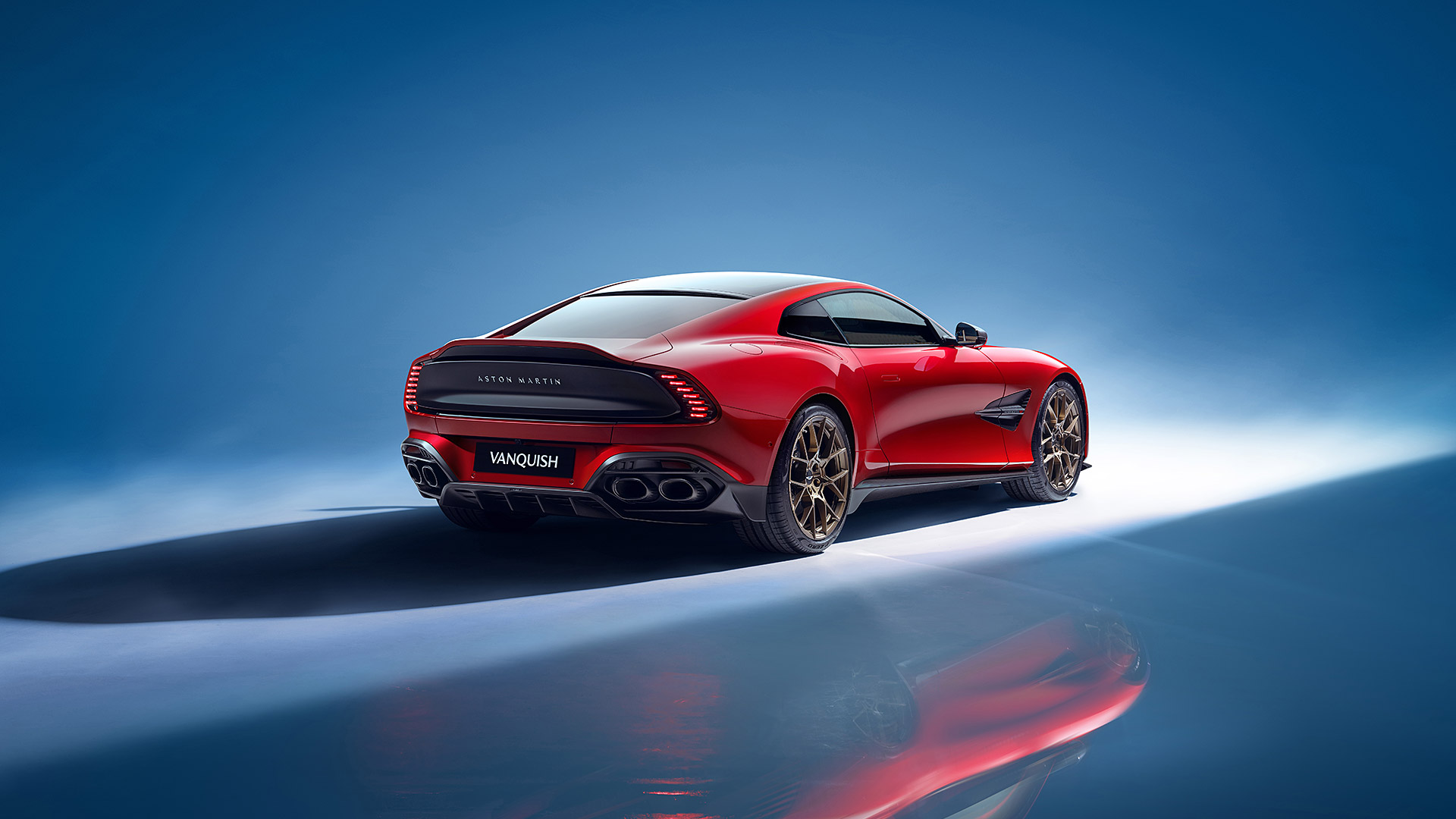  2025 Aston Martin Vanquish Wallpaper.