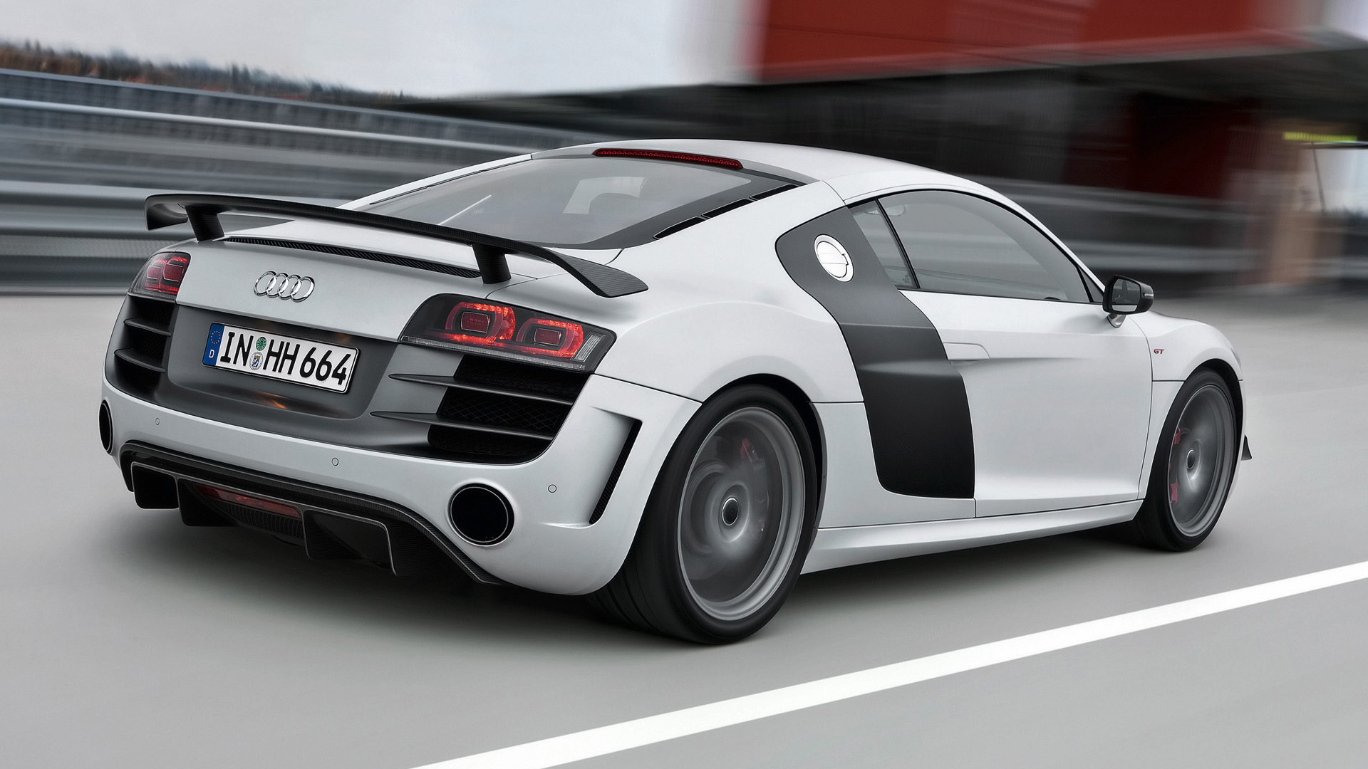  2010 Audi R8 GT Wallpaper.