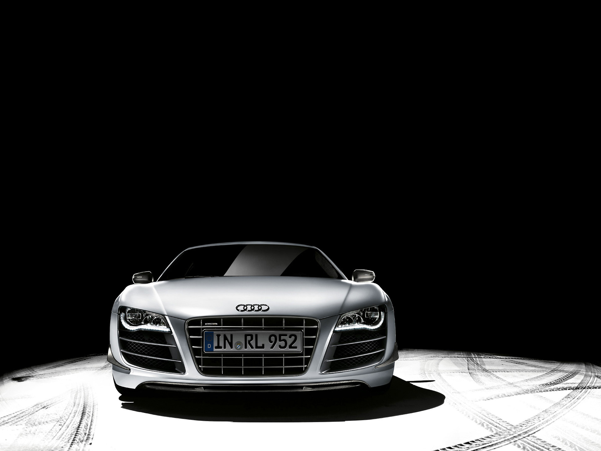  2010 Audi R8 GT Wallpaper.