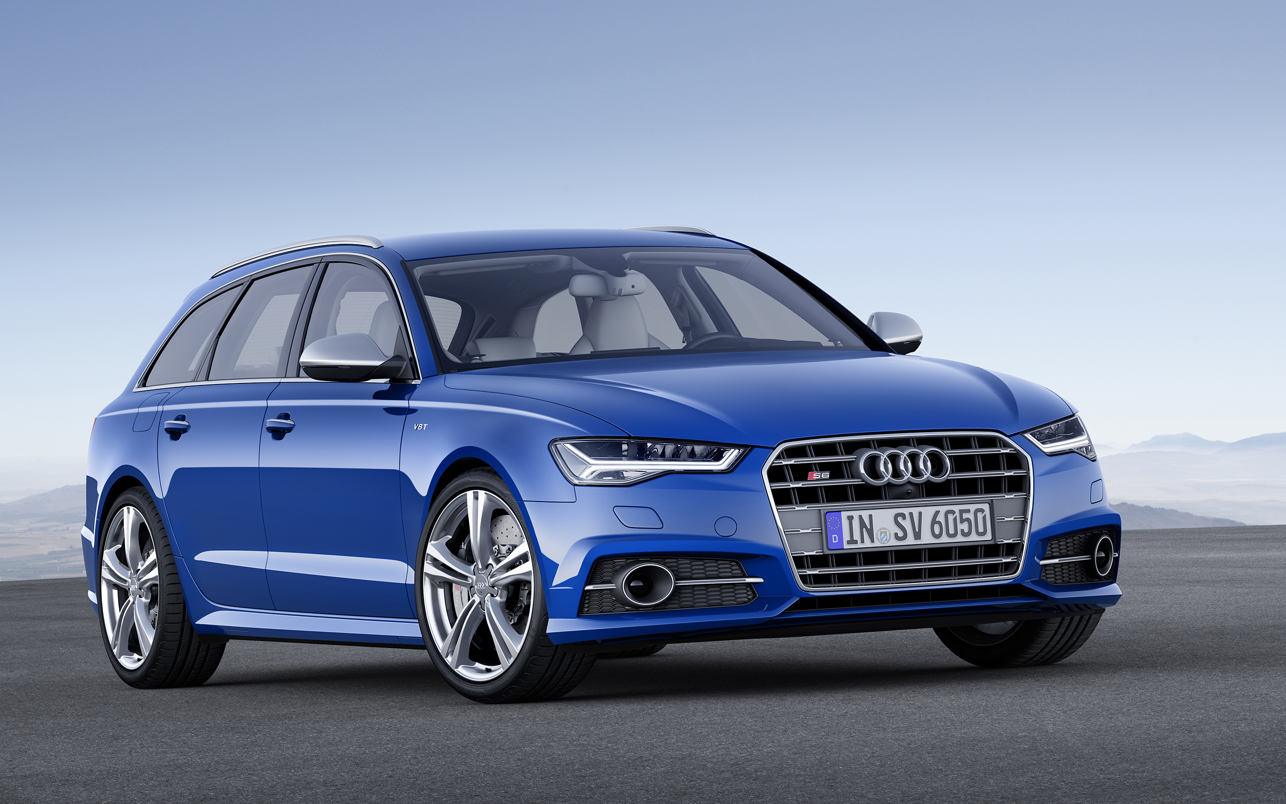  2015 Audi S6 Wallpaper.