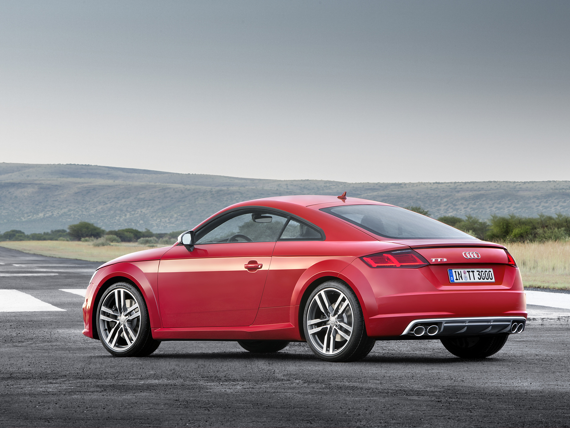  2015 Audi TTS Coupe Wallpaper.