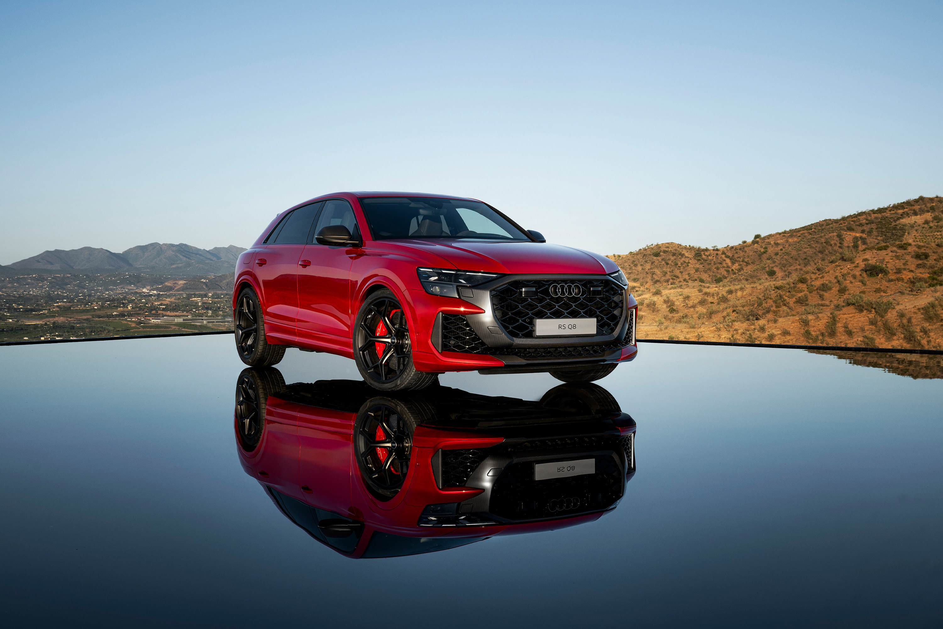  2025 Audi RS Q8 Performance Wallpaper.