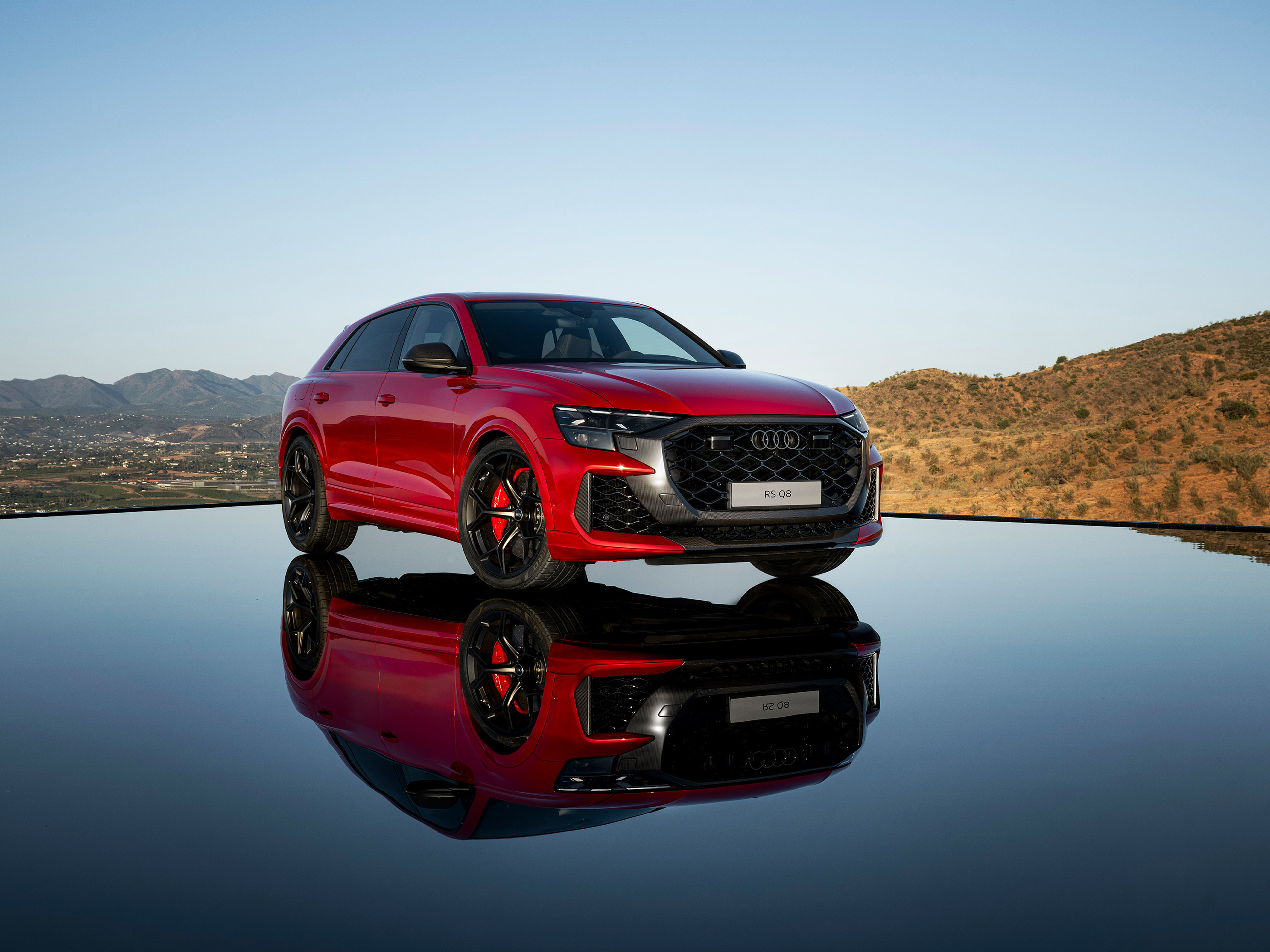  2025 Audi RS Q8 Performance Wallpaper.