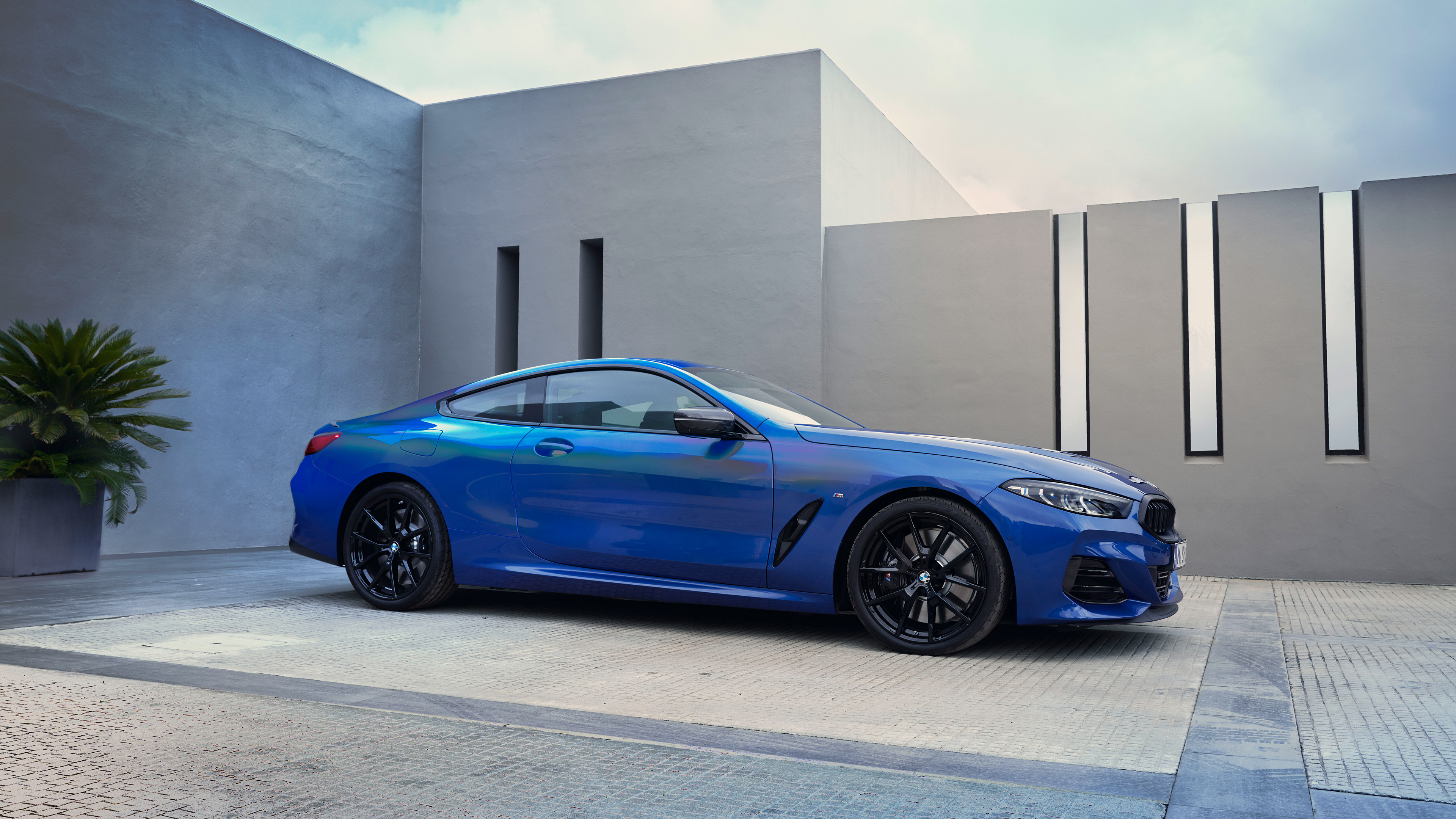  2023 BMW 8-Series Wallpaper.