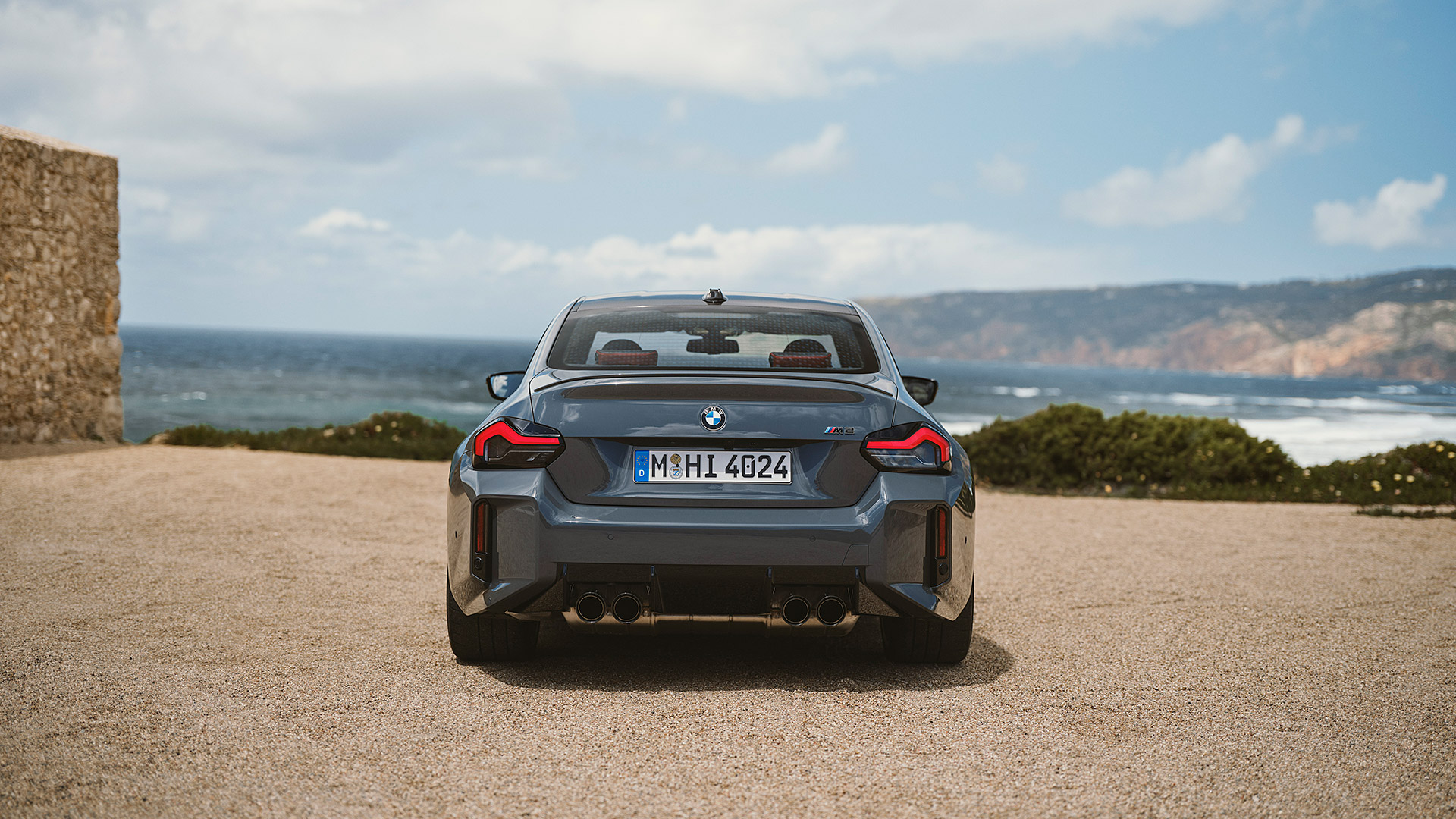  2025 BMW M2 Wallpaper.