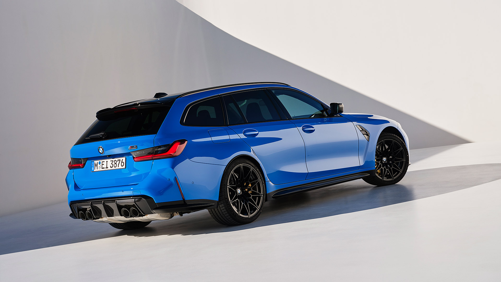  2025 BMW M3 Competition Wallpaper.