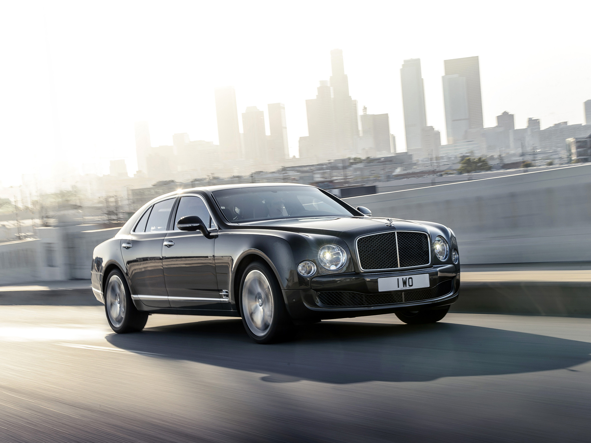  2015 Bentley Mulsanne Speed Wallpaper.