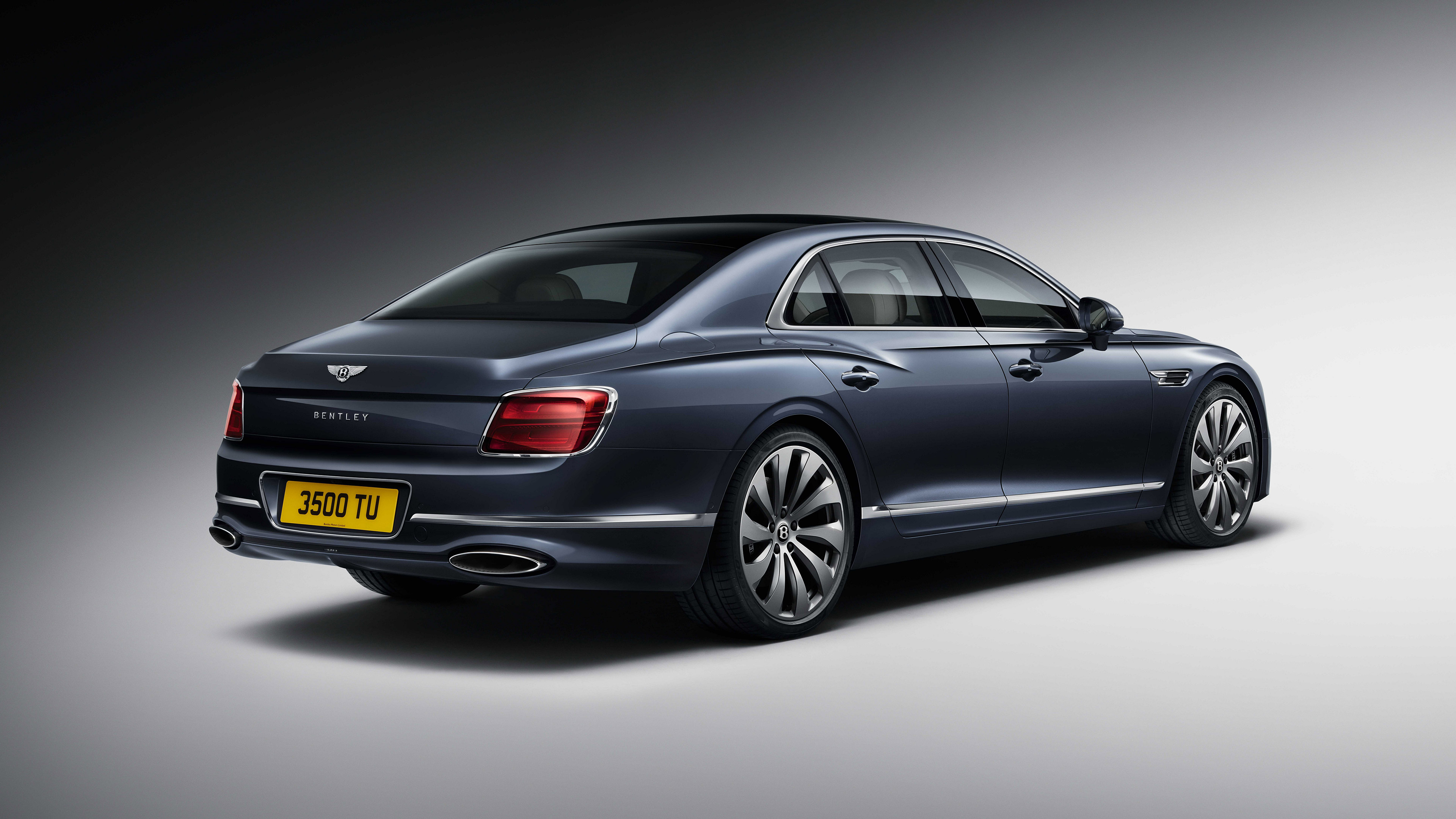  2020 Bentley Flying Spur Wallpaper.