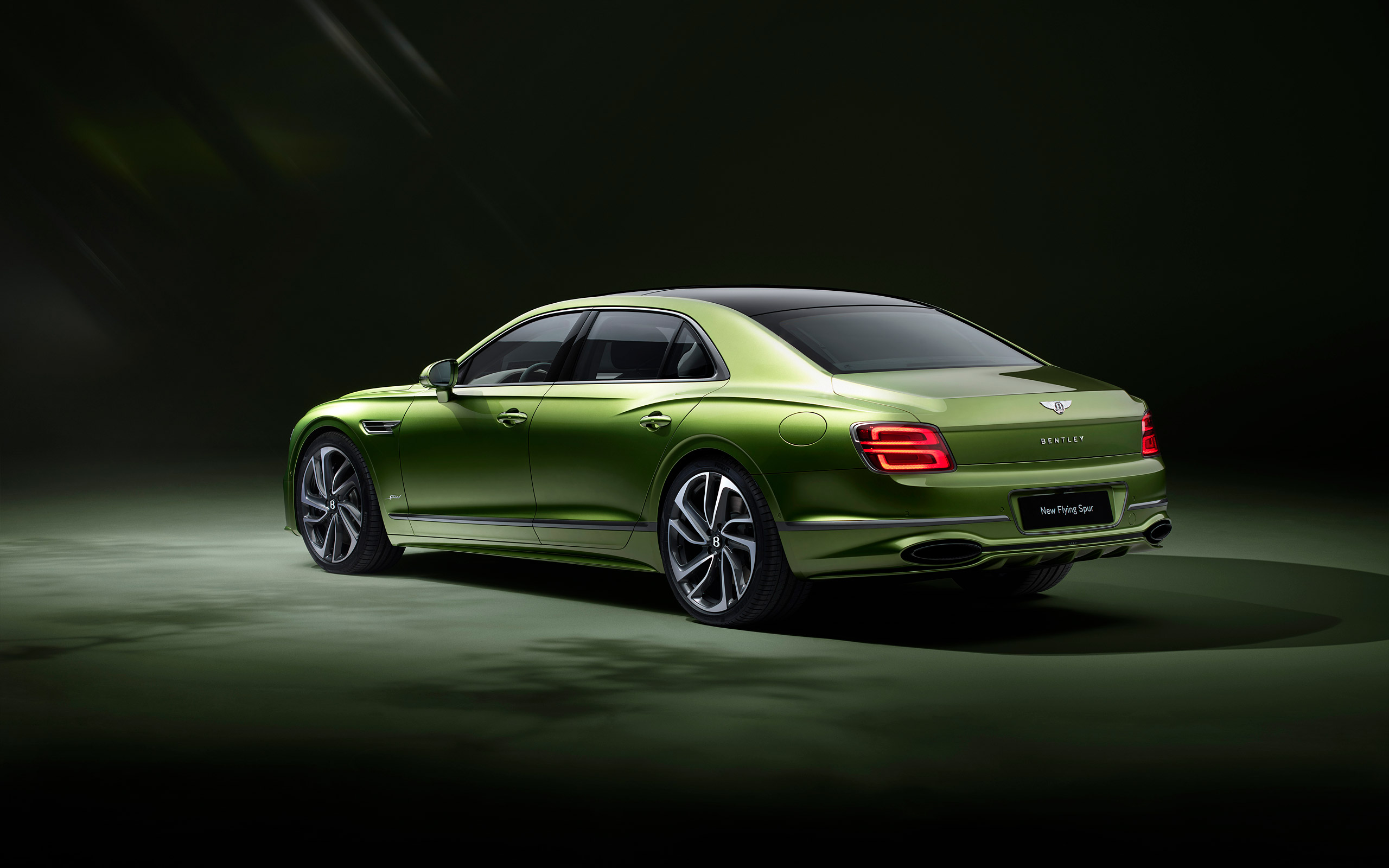  2025 Bentley Flying Spur Speed Wallpaper.